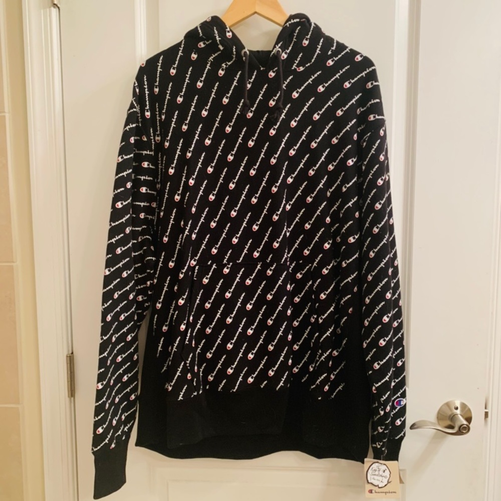 Champion logo hoodie!